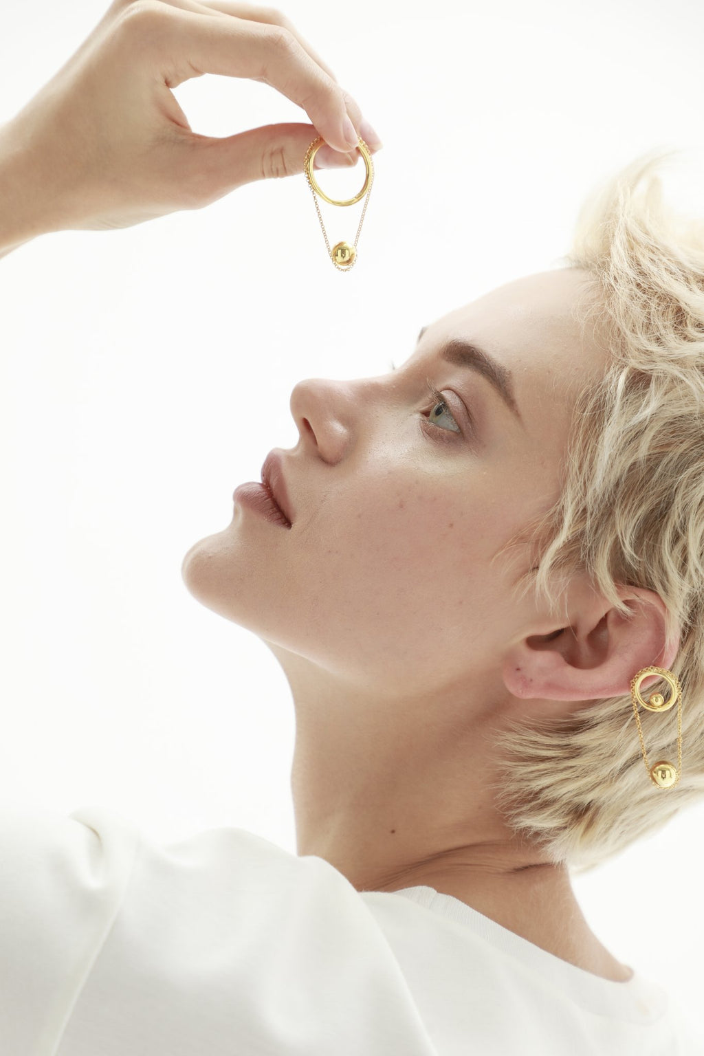 Golden Satellite On The Chain Earring / Brooch