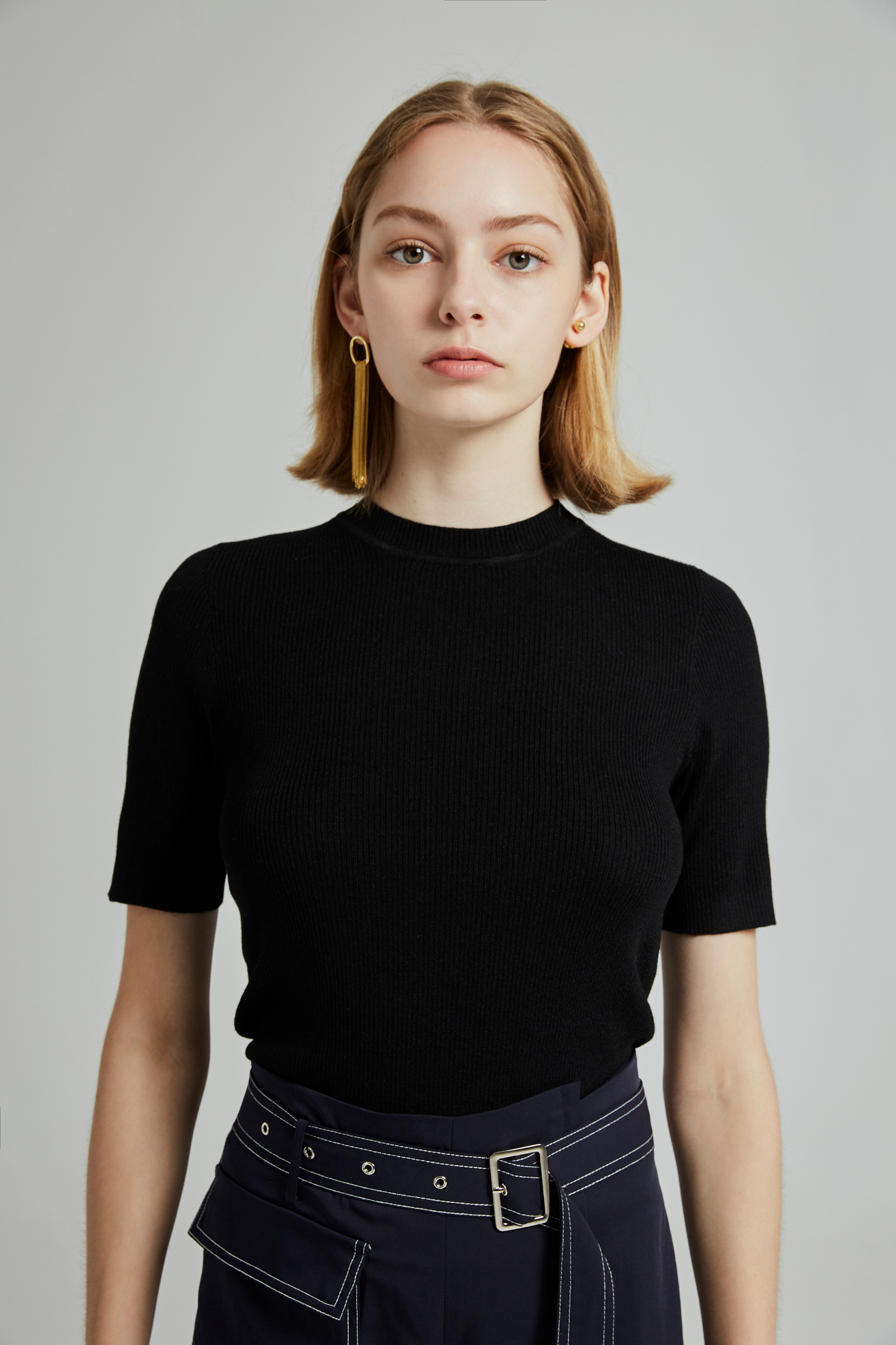 BASIC KNIT TOP